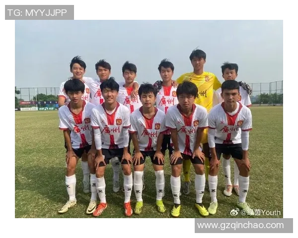 恒大足球学校的设施与条件全面解析助力青少年足球发展